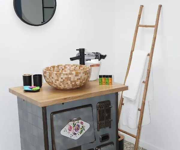 De La Sittelle Frühstückspension Aizenay